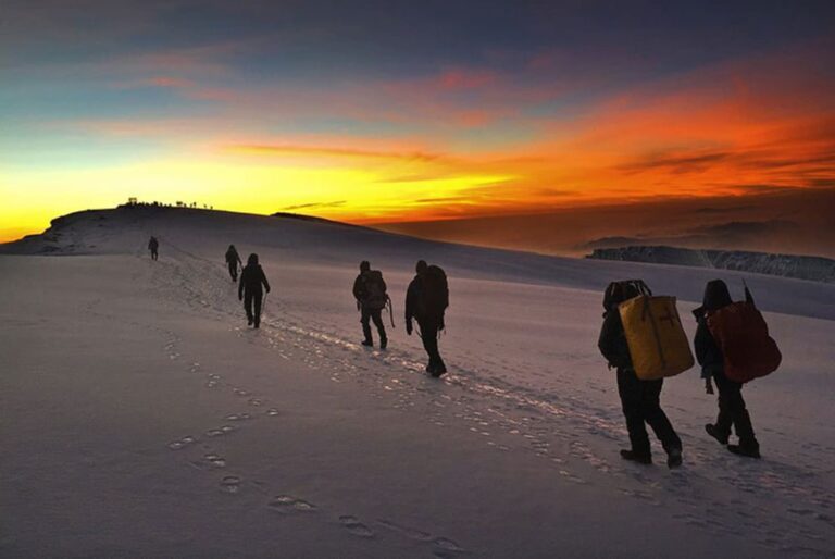 summit-sunrise-mount-kilimanjaro