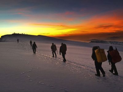 summit-sunrise-mount-kilimanjaro